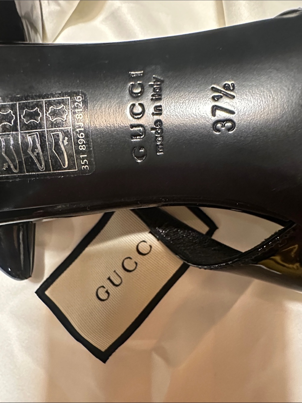 Gucci Black Patent Leather Pointed Slingback Mules with Gold Chain - Picture 3 of 4